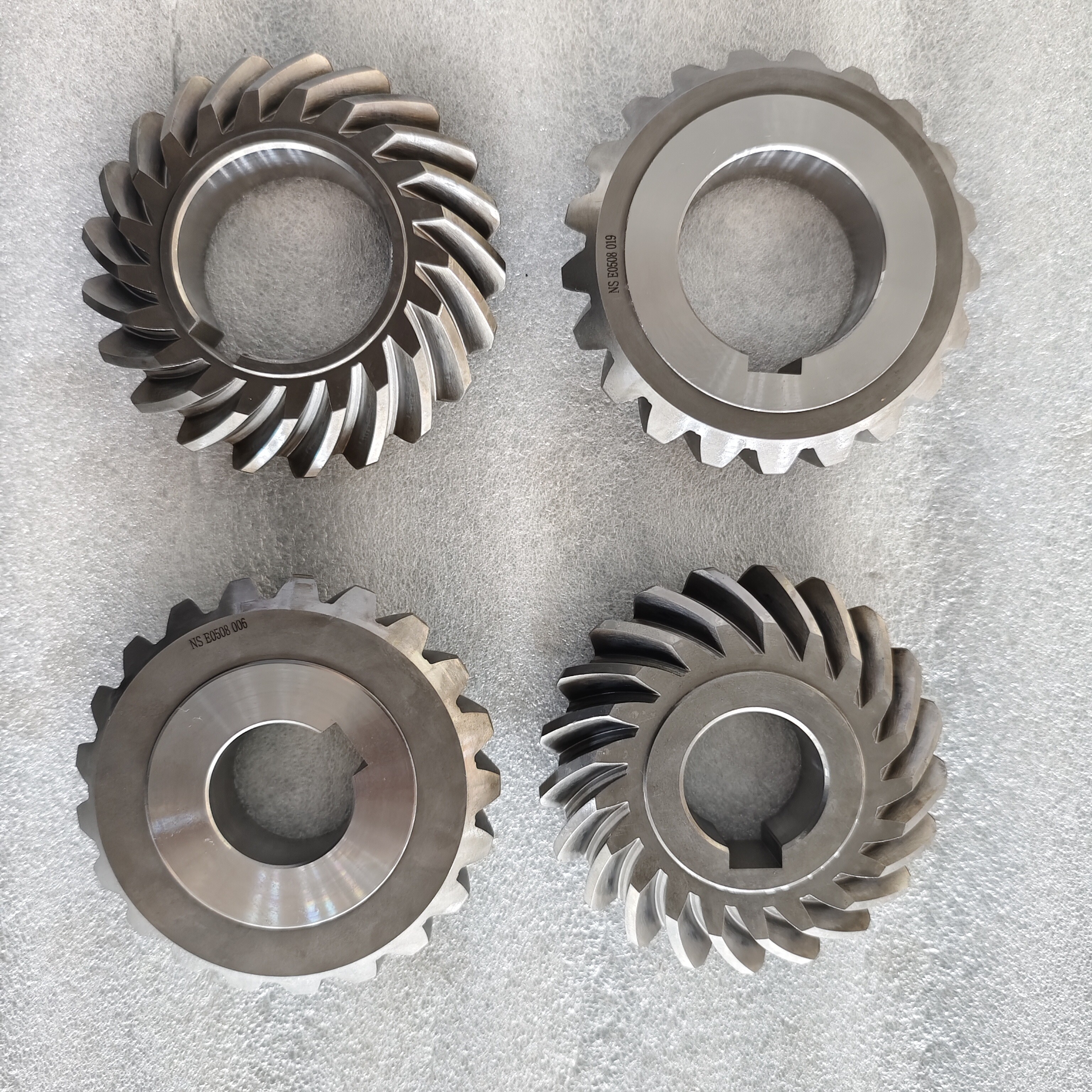T Series Helical Bevel Gear Right Angle Gearbox