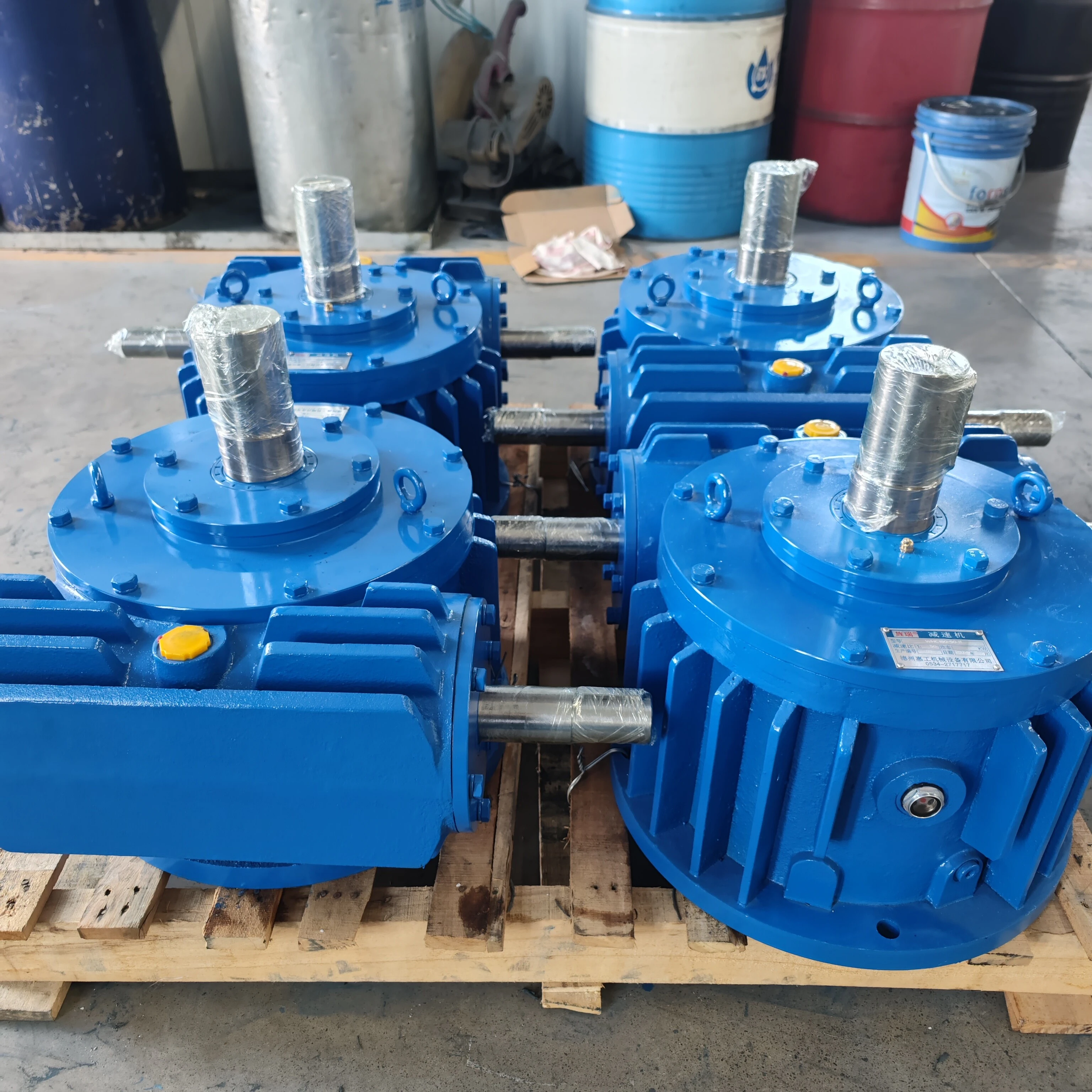WH Series Cylindrical Worm Reducer with Circular Arc Tooth