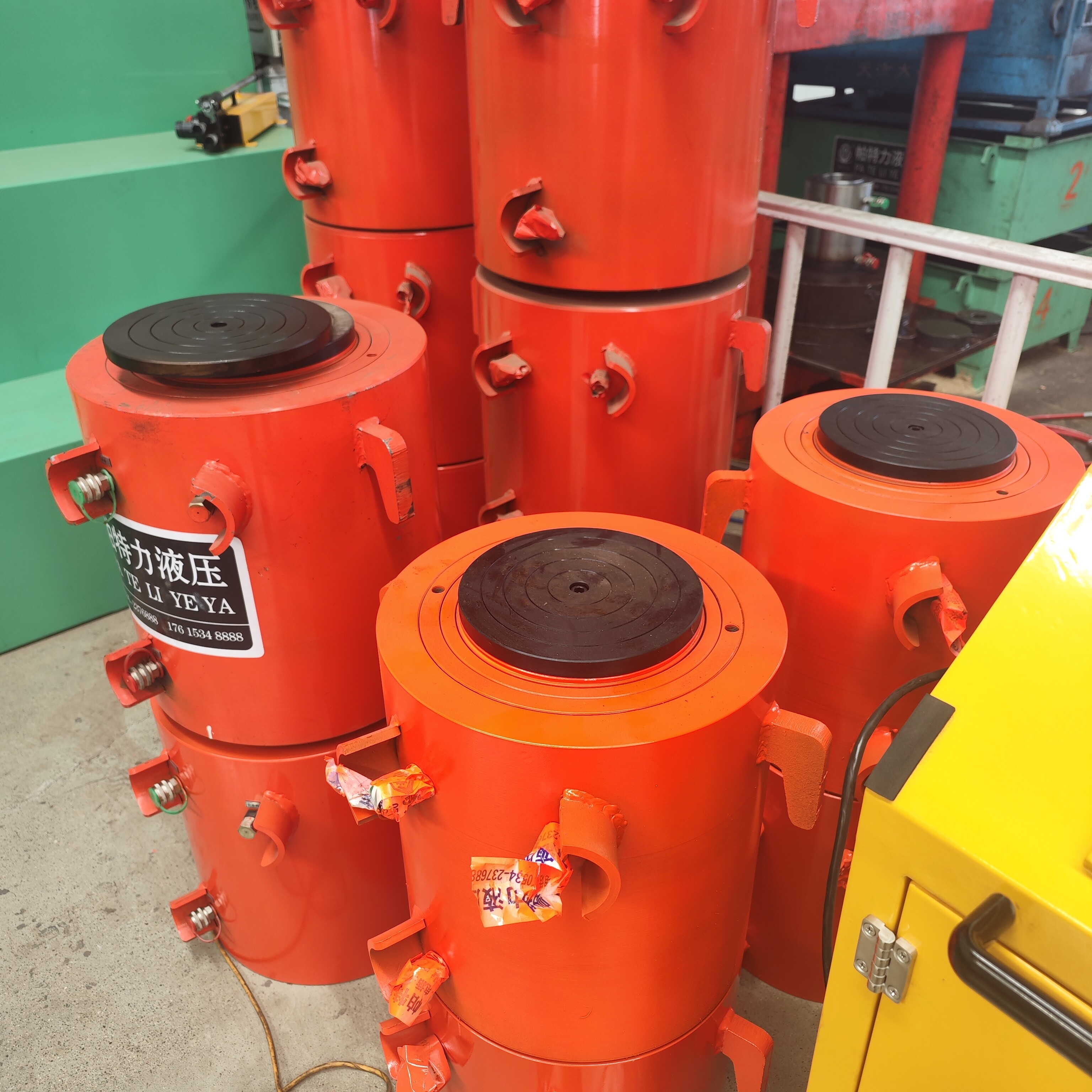 Hydraulic cylinder