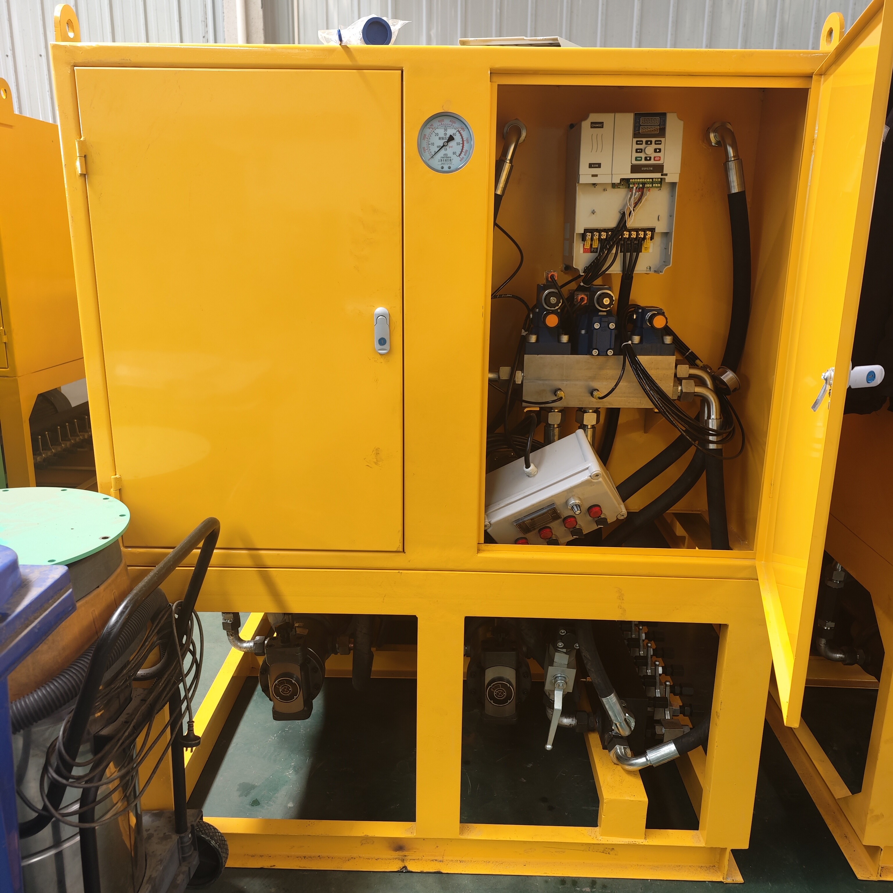 Hydraulic pump station