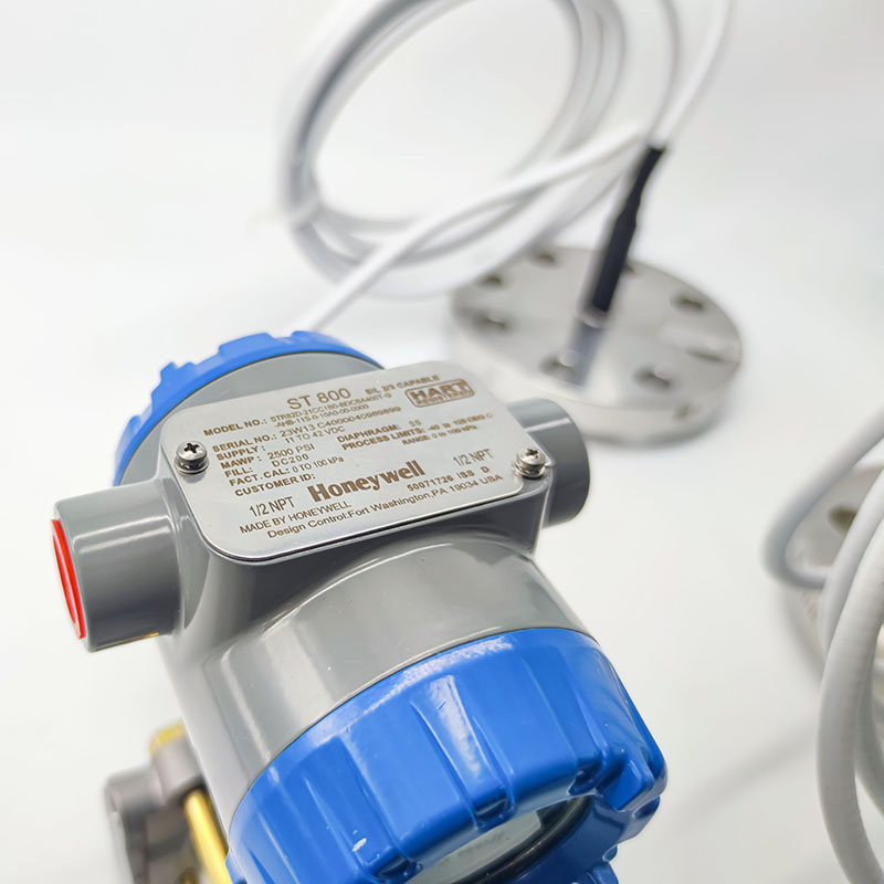 Honeywell SmartLine STD800 - дифференциальный преобразователь давления
