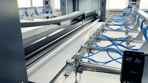 1764567483853991681020686336