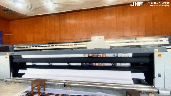 Novas máquinas estão produzindo com alta eficiência! Os clientes búlgaros estão expandindo constantemente seu mercado.