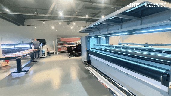 1785833792943189046235996160.gif Entrega bem-sucedida de equipamentos a um cliente italiano! A JHF continua a expandir-se no mercado europeu e a avançar na sua jornada de construção da marca global.