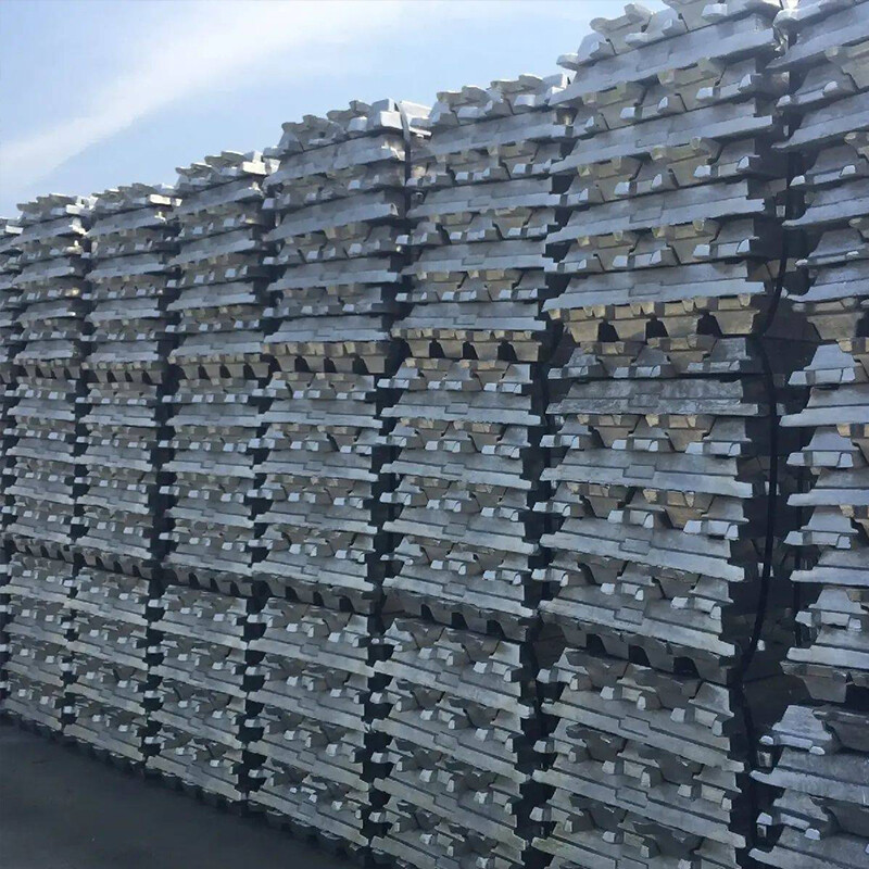  Алюминиевая болванка