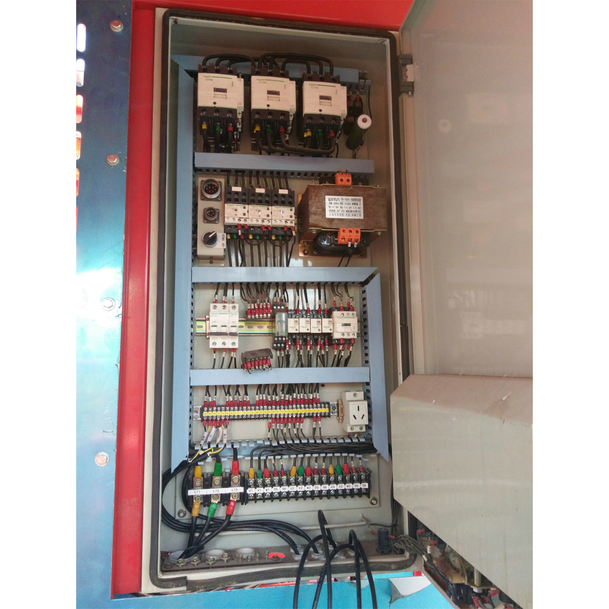 photobank - 2025-08-21T160729.672 photobank - 2025-08-21T160729.672