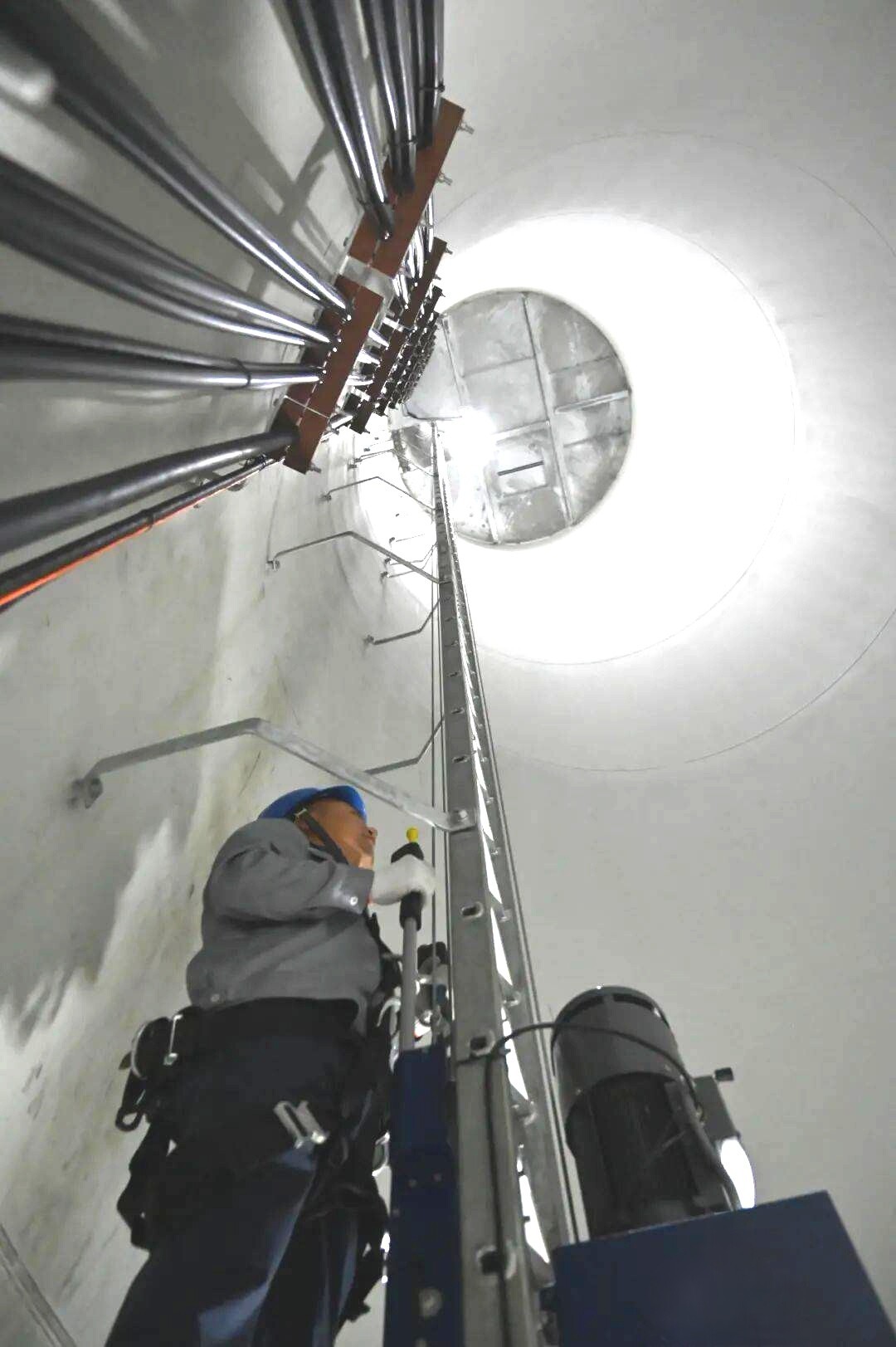 non-climbing device (3).jpg