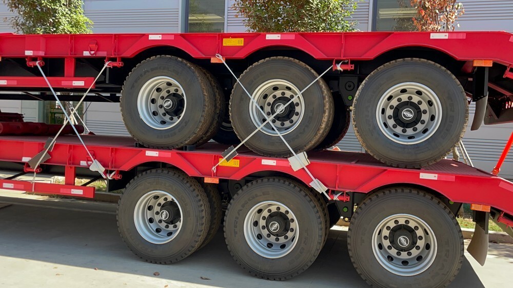 3-осевой низкорамный прицеп/150-тонный низкорамный трал/120-тонный низкорамный полуприцеп на продажу