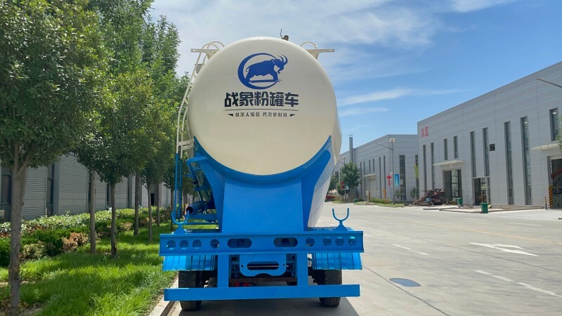 3 оси танкер полуприцеп для продажи/2 оси навалом цемента трейлер/v тип цементный силос трейлер производитель