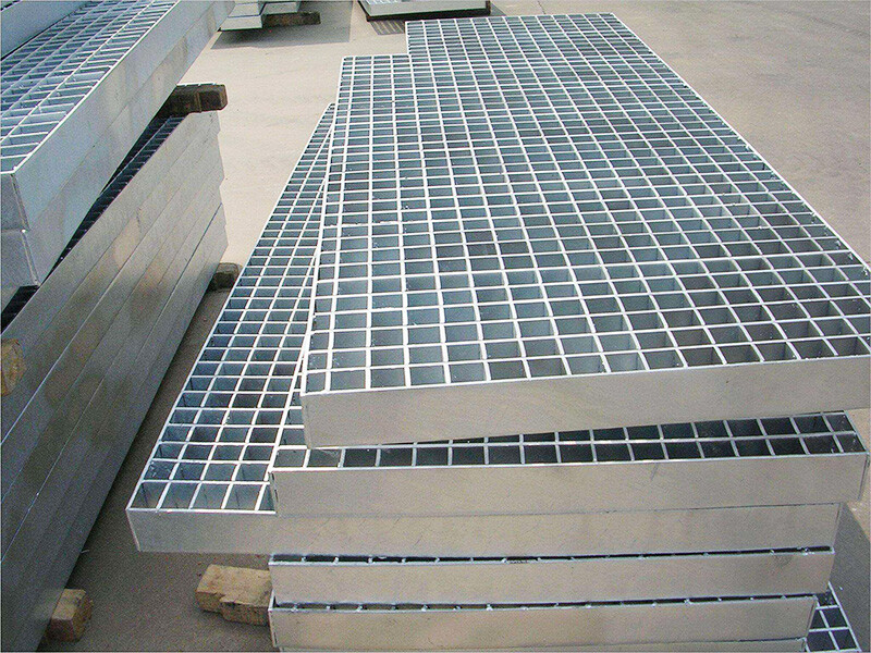 Papan Kisi Baja Tipe Berat