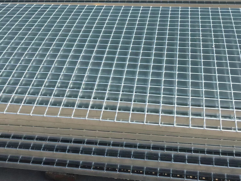 Papan Kisi Jalur Fotovoltaik