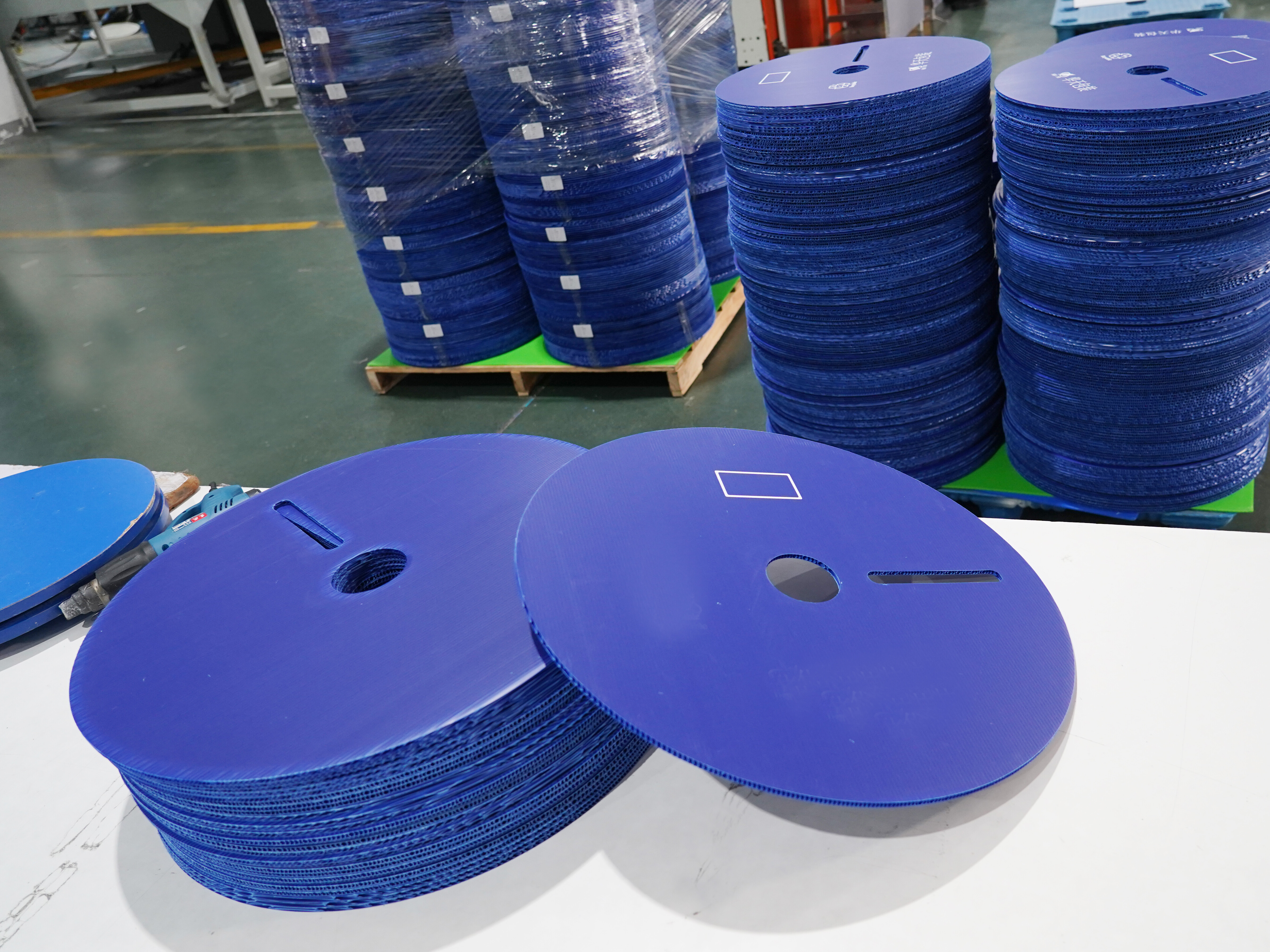 Гофрированный лист PP