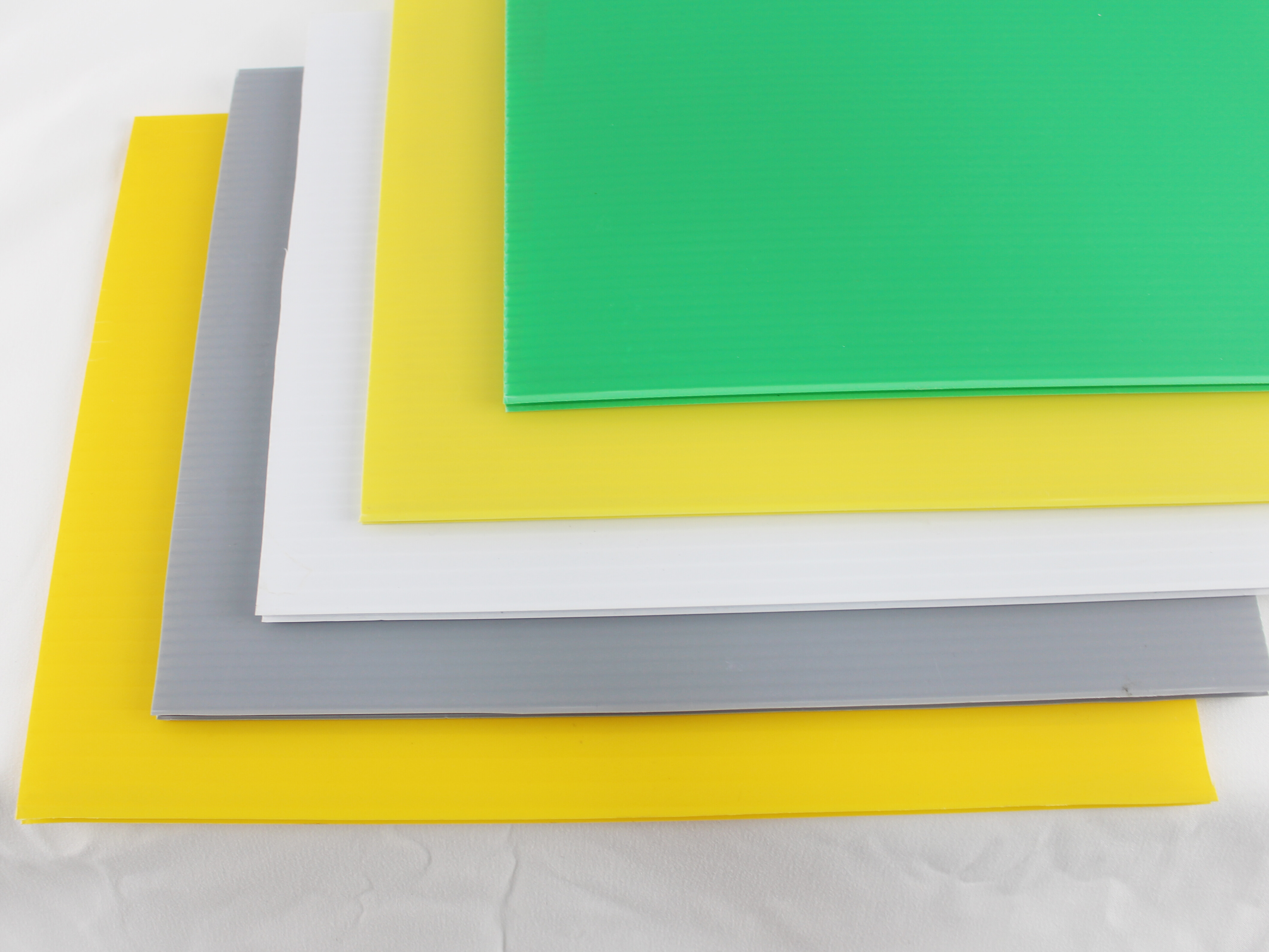 Гофрированный лист PP