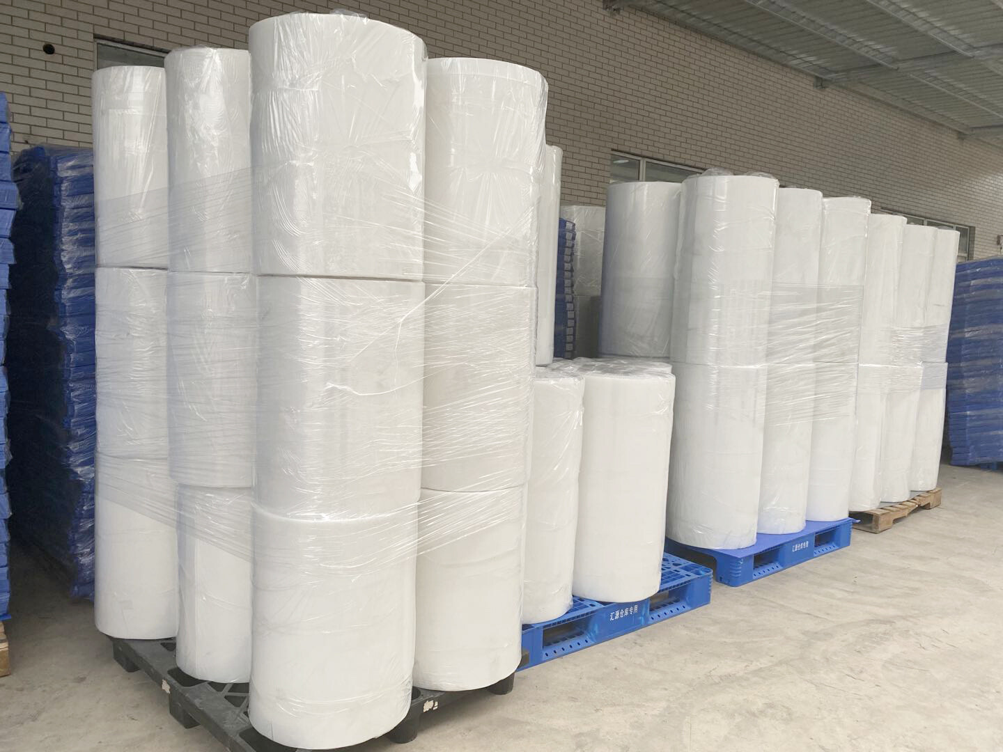 Пластиковая защита пола 