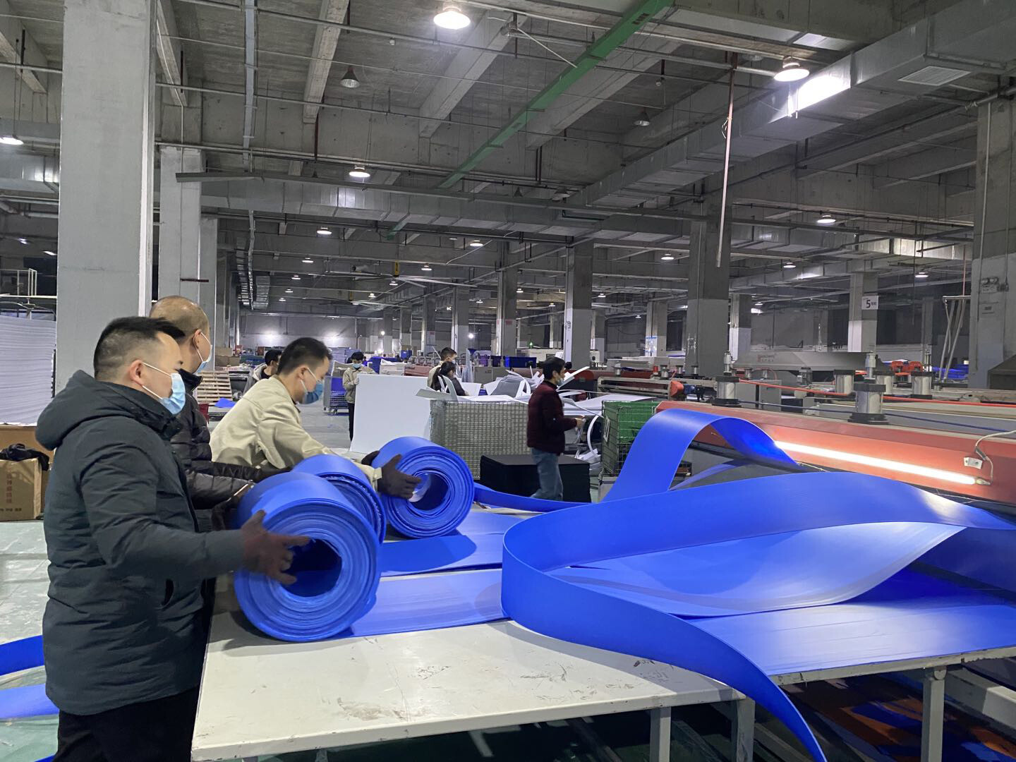 Пластиковая защита пола 