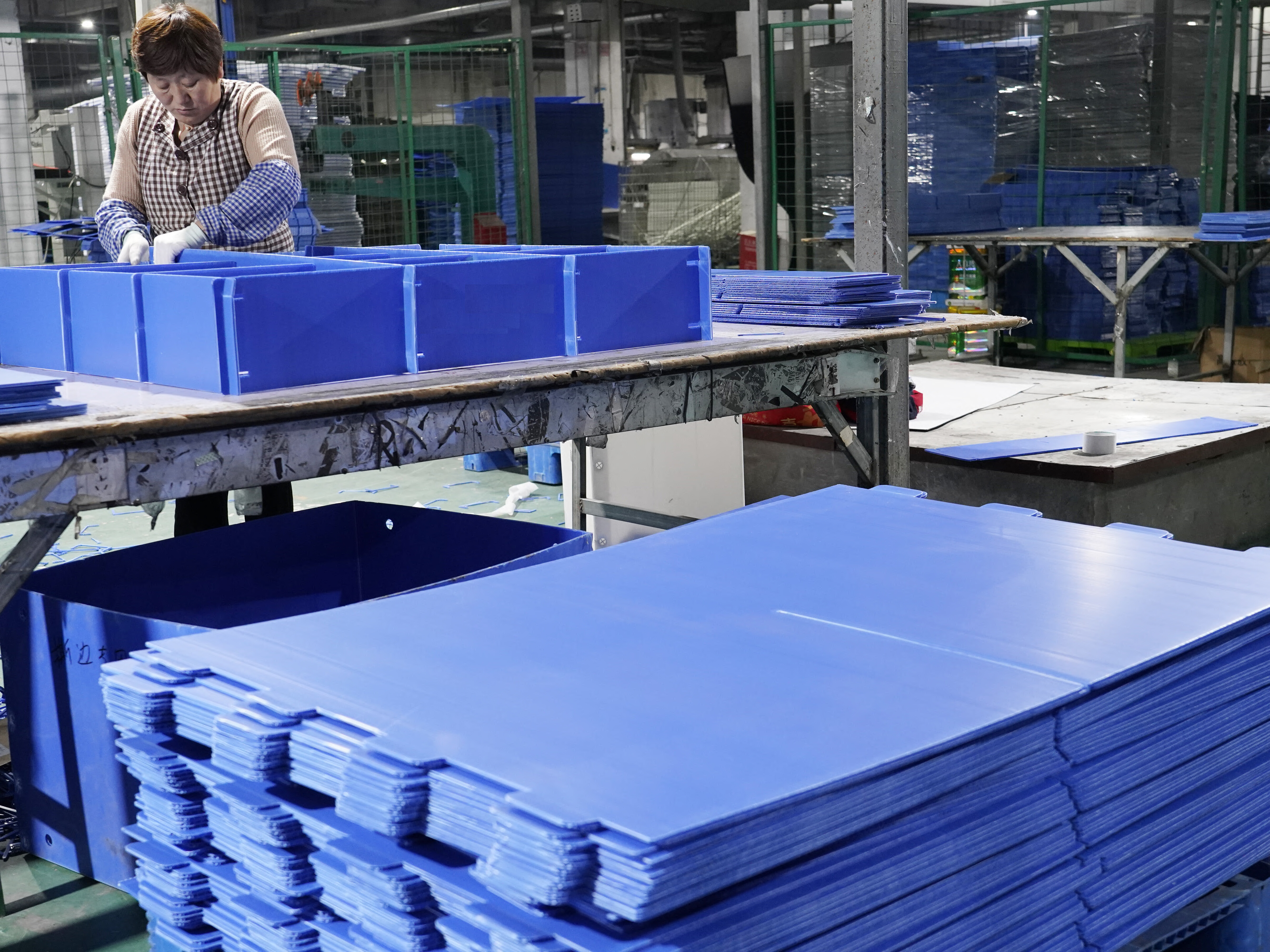 Разделители из гофрированного пластика ПП