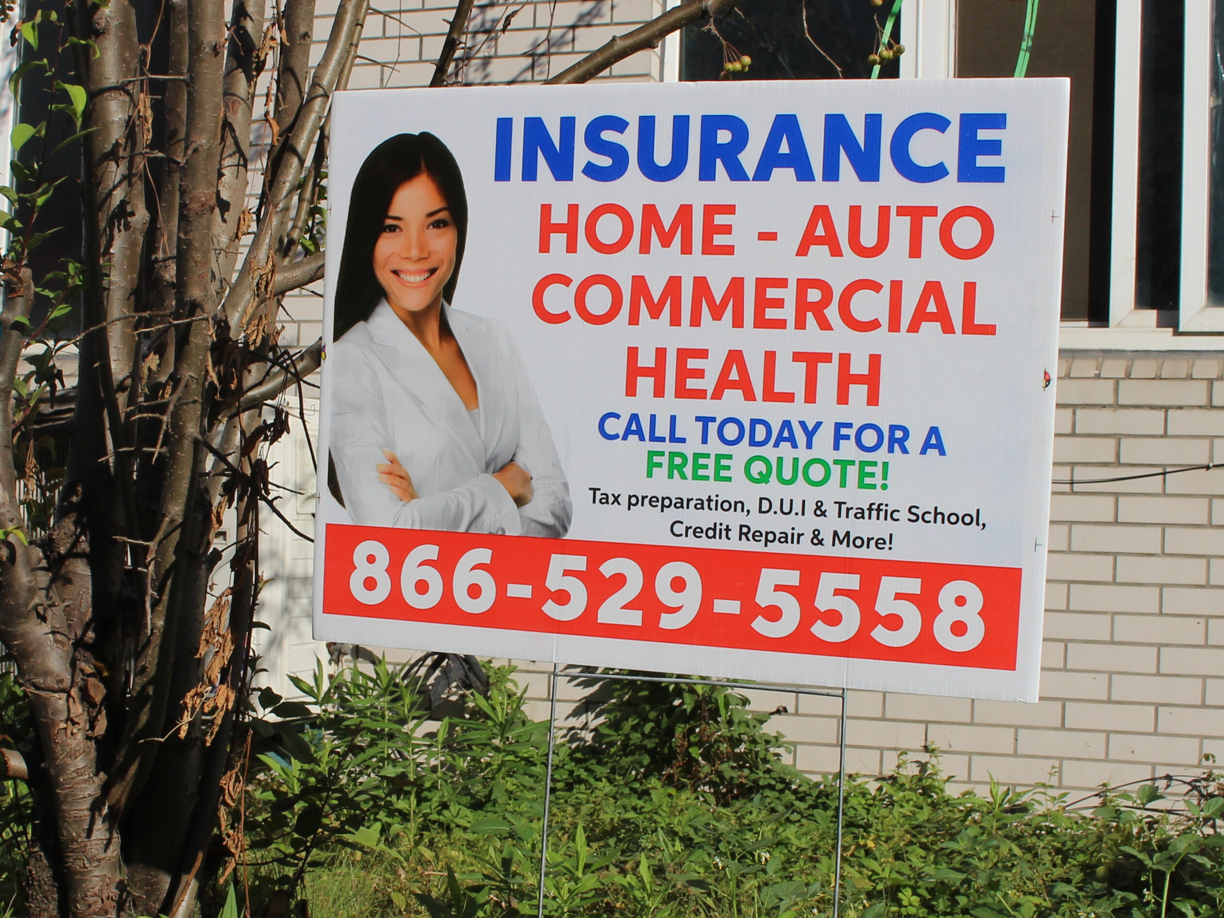 Рекламные щиты из пластика