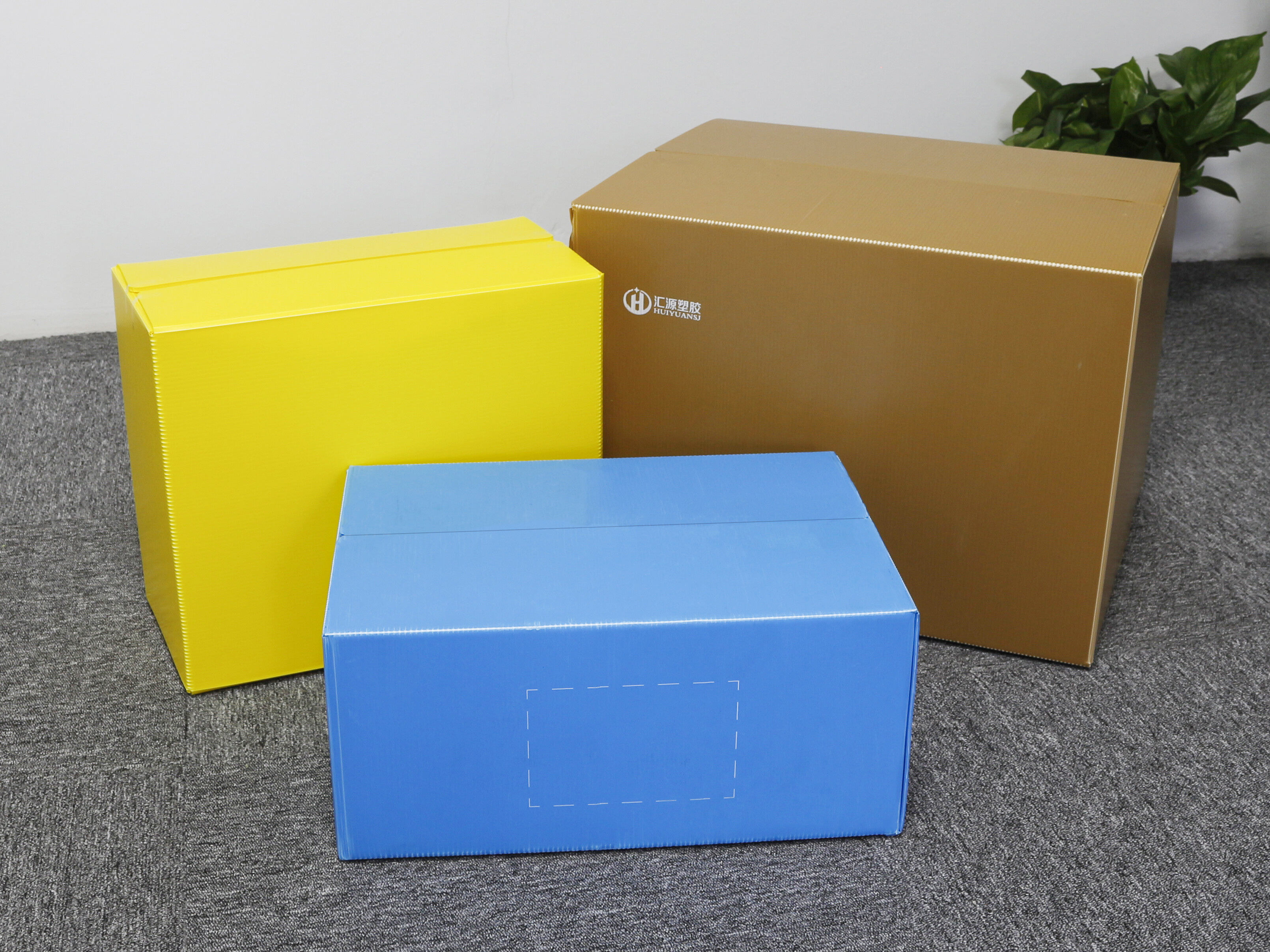 пластиковые ящики Correx