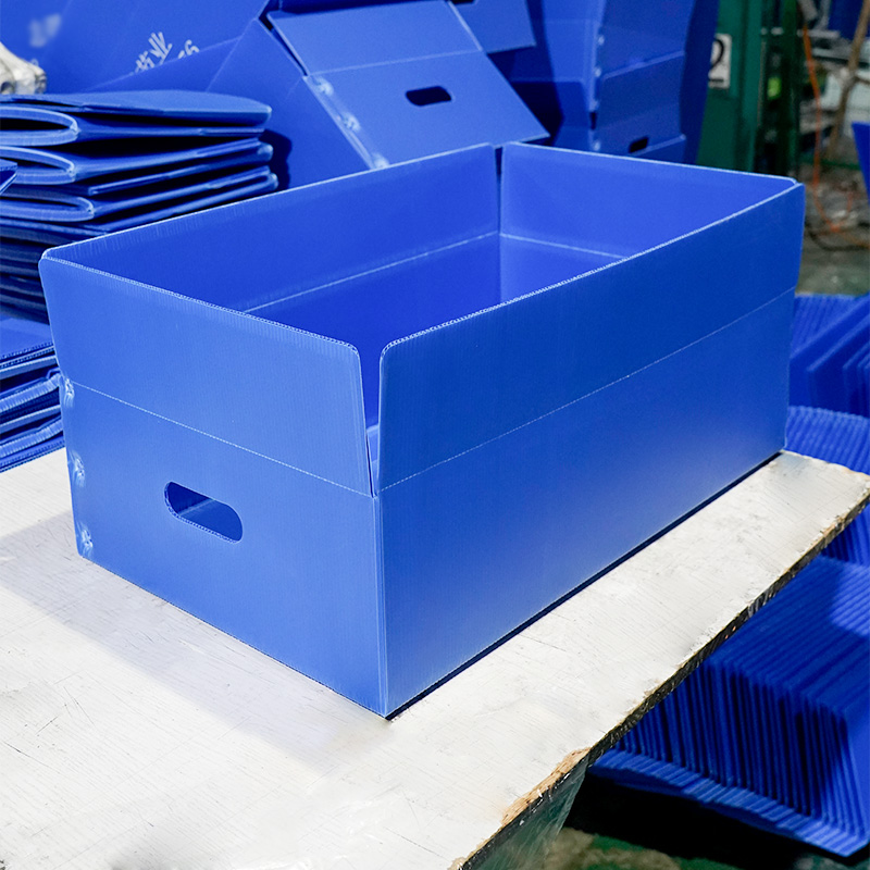 Многоразовые гофрированные пластиковые коробки для логистики и хранения