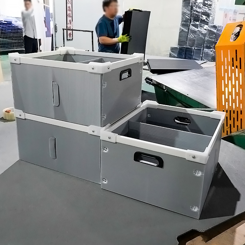 Тест: выдержит ли коробка из сотового пластика вашу логистику?