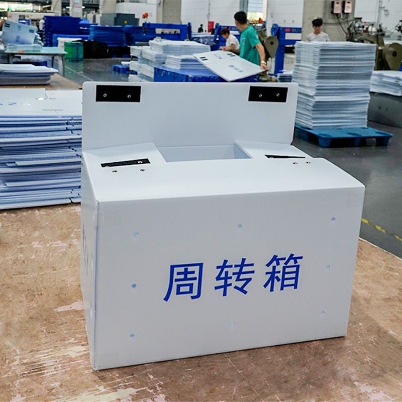 Короб из гофропластика — прочная упаковка для перевозки и хранения товаров