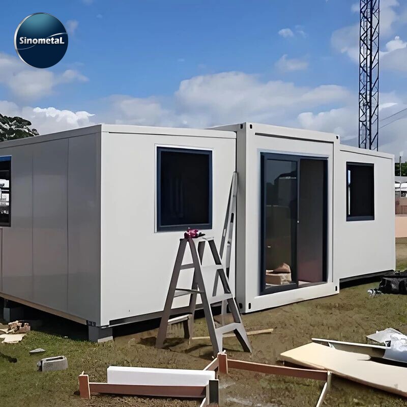 Double Wing Extension Room