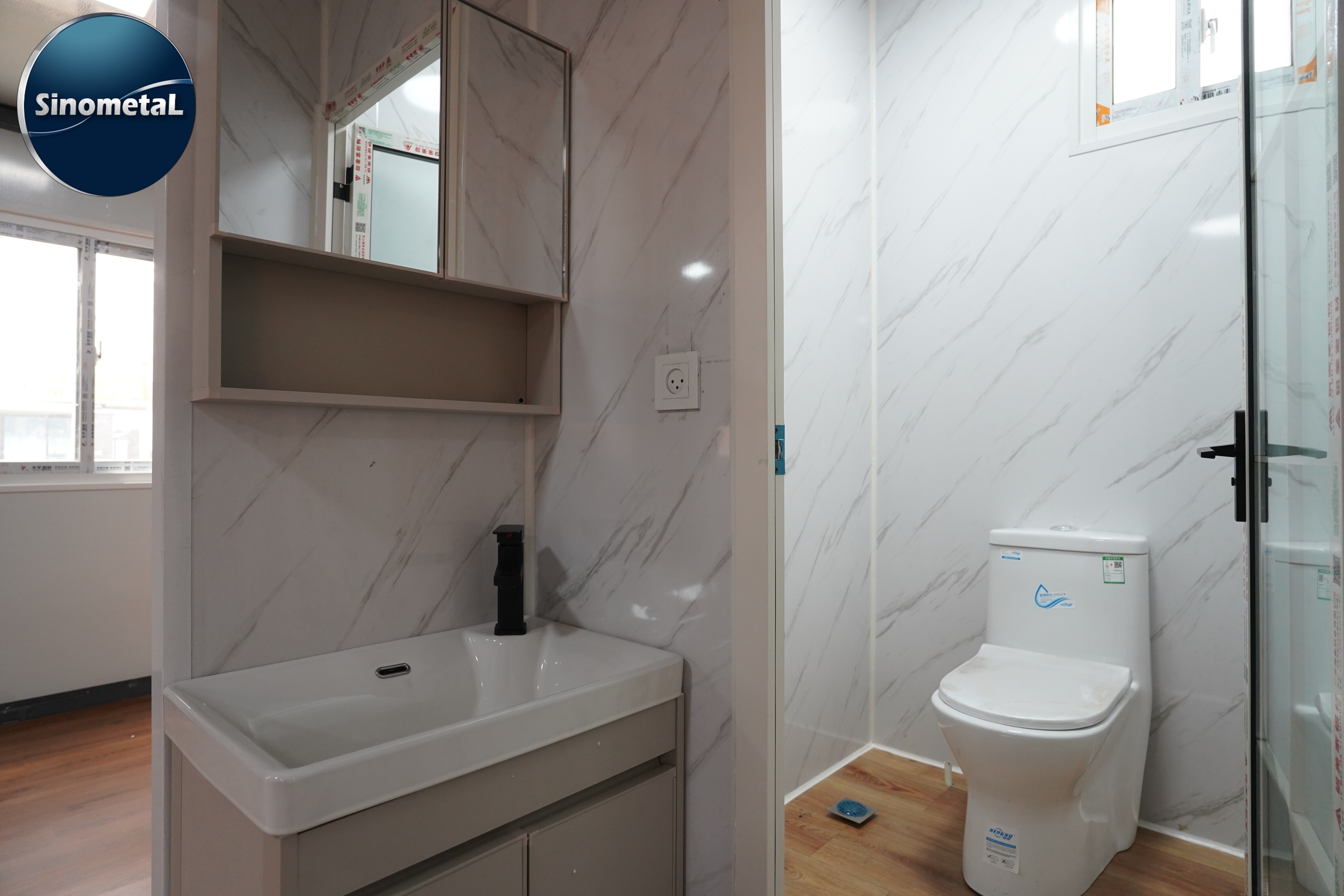 40 ft Dual-Wing Expandable & Foldable Container House