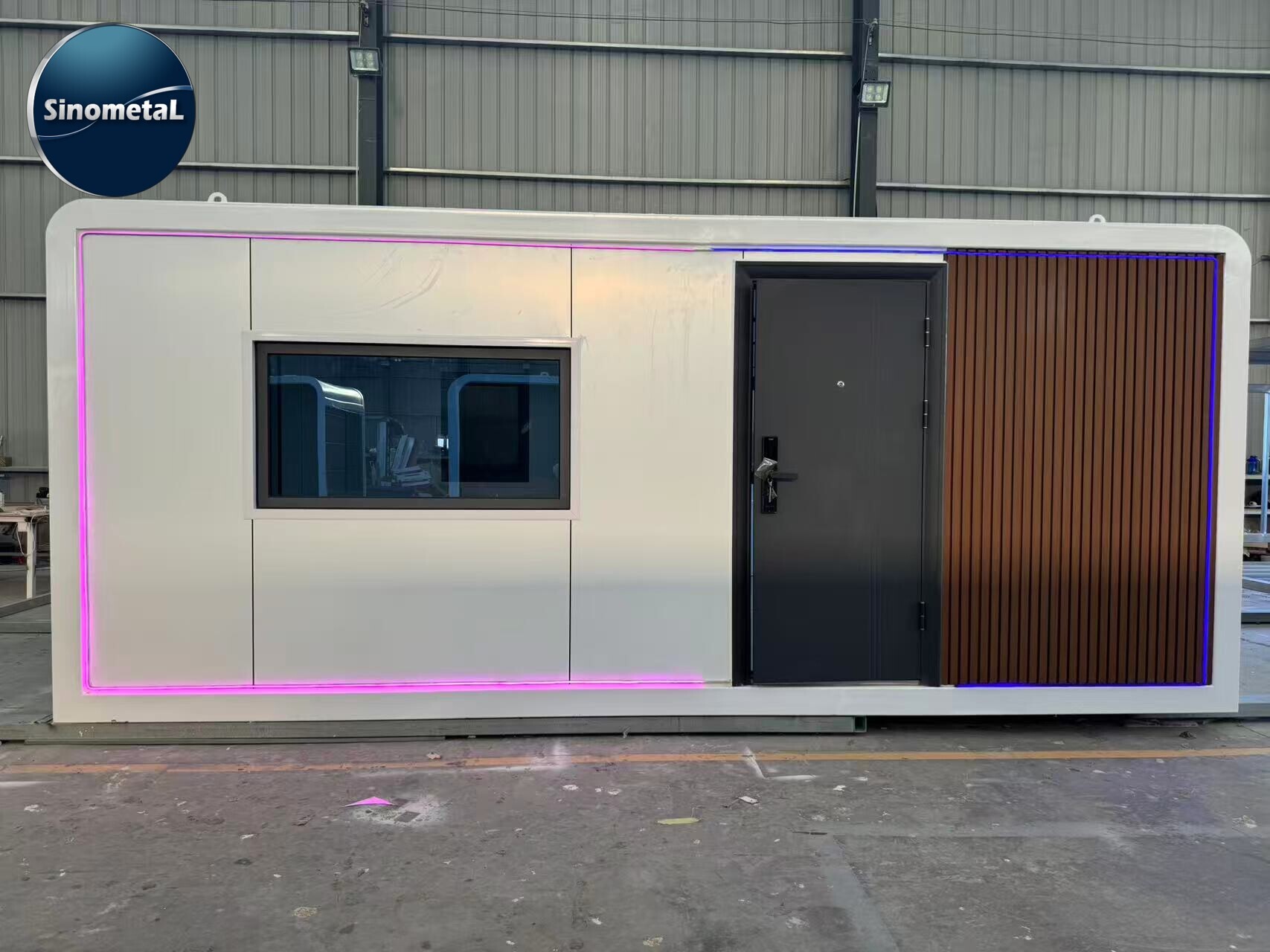 Expandable Apple Cabin