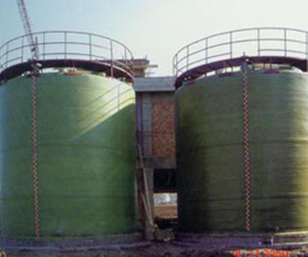 Большой резервуар для хранения из армированного стекловолокном пластика