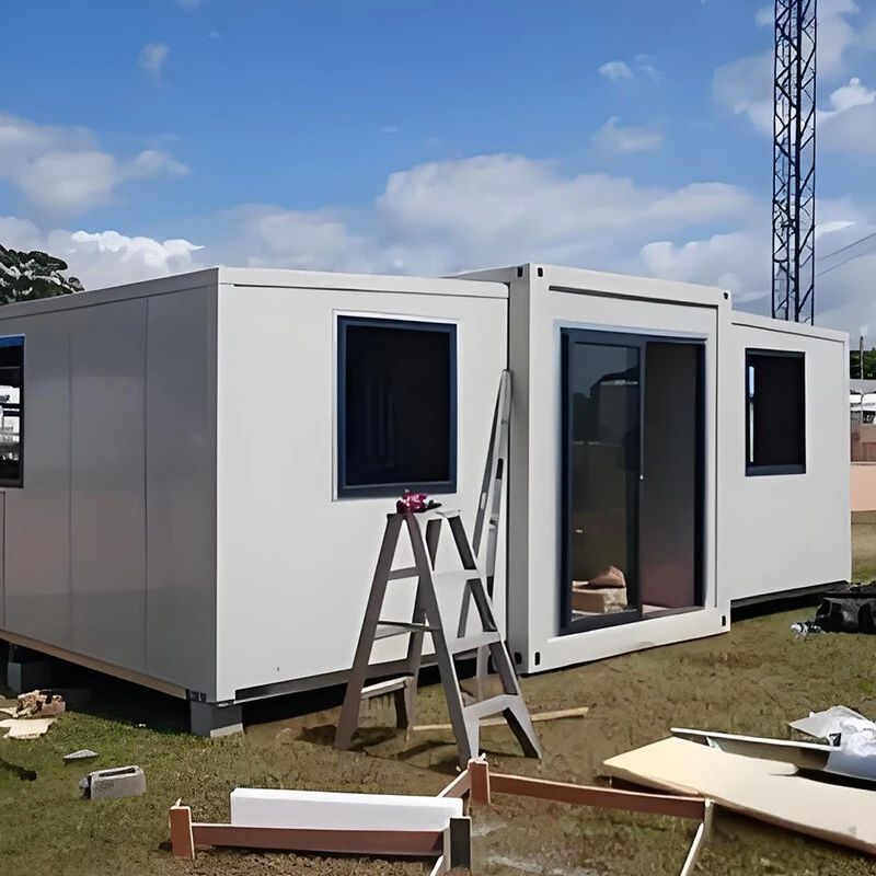 Double Wing Extension Room