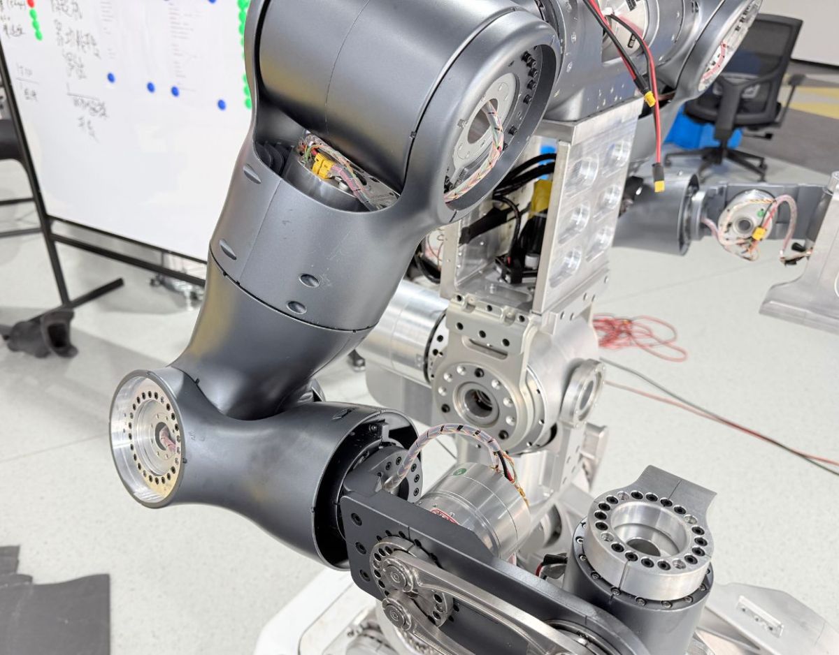 motor used in robotic arm