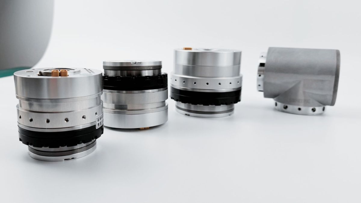 robot arm harmonic motor