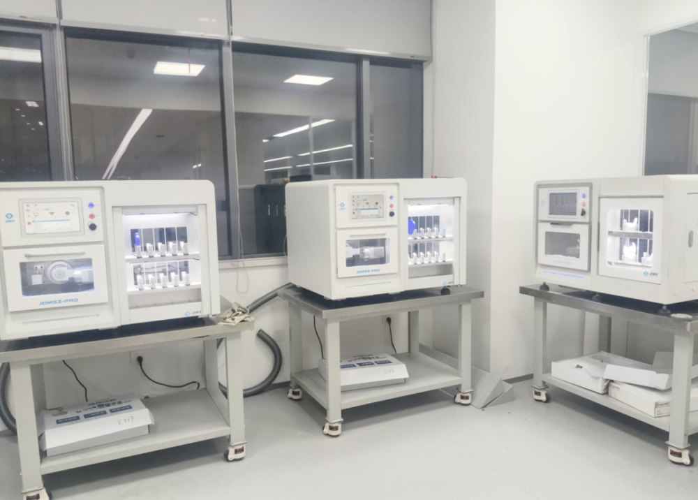 Роль гармонических приводных шестерен в достижении точности 5–10 мкм в стоматологических фрезерных станках