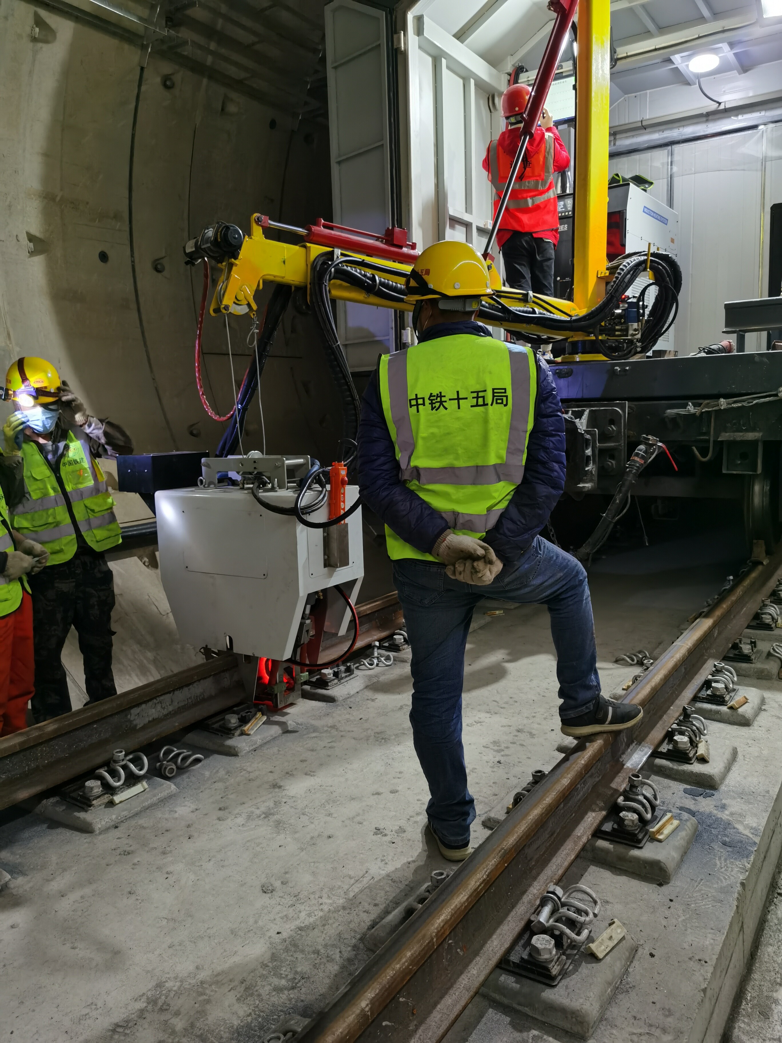 How Induction Heating Simplifies Track Maintenance