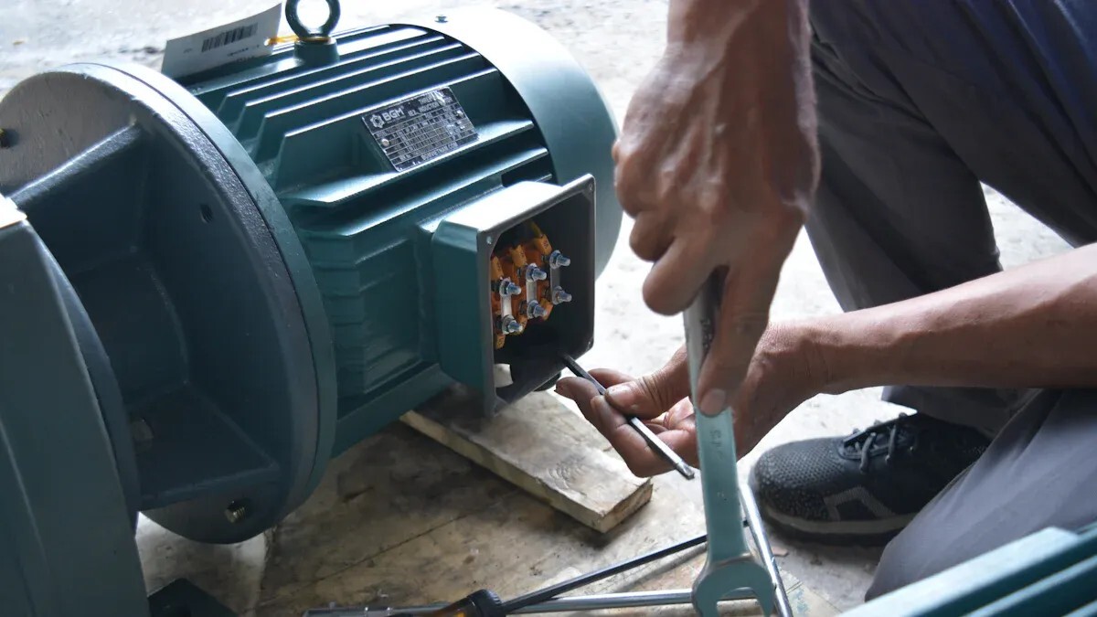 A Simple Guide to AC Motor Drives