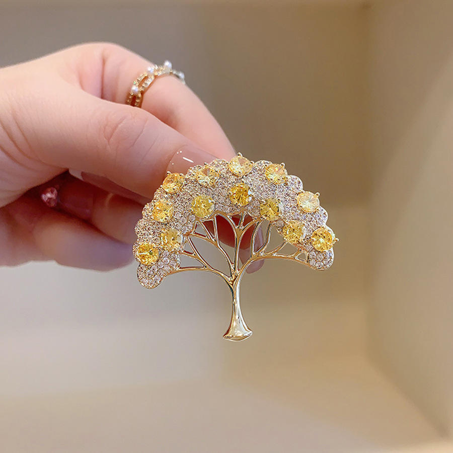 Fashion Gold Plated Crystal Wishing Tree Brooch Elegant Lucky Tree Plant Brooch Pins for Women
