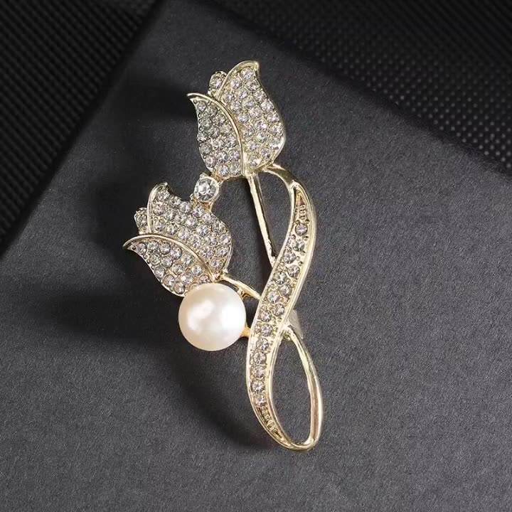 New Elegant Tulips Flower Zircon Pearl Brooch 18k Gold Plated Women's Luxury Full Diamond Rose Flower Brooch Pins for Gift