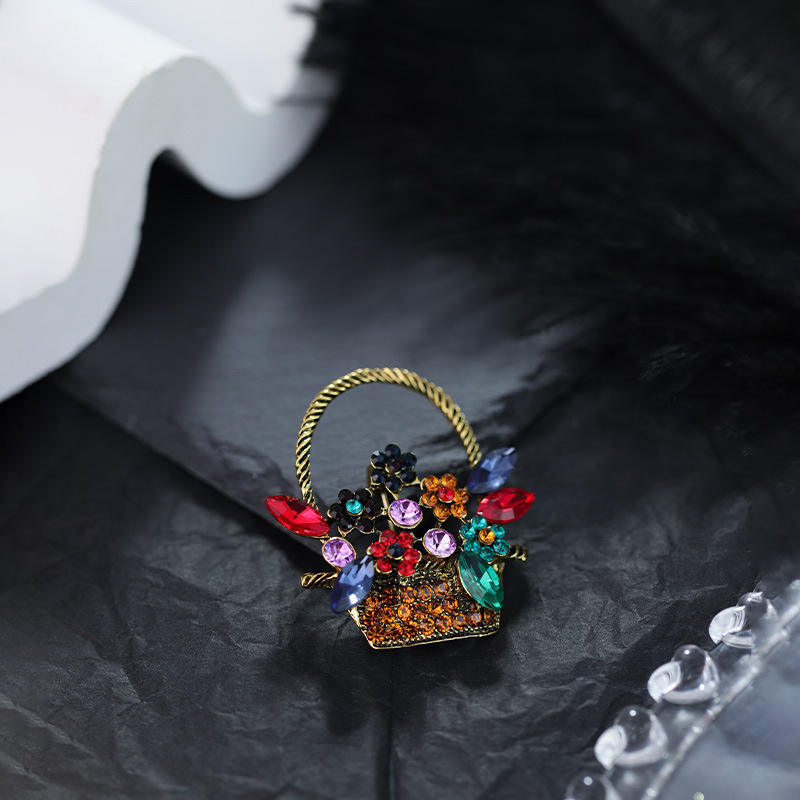 Popular New Special Design Korean Vintage Cute Flower Basket Color Diamond Big Size Fashion Jewelry Floral Brooches