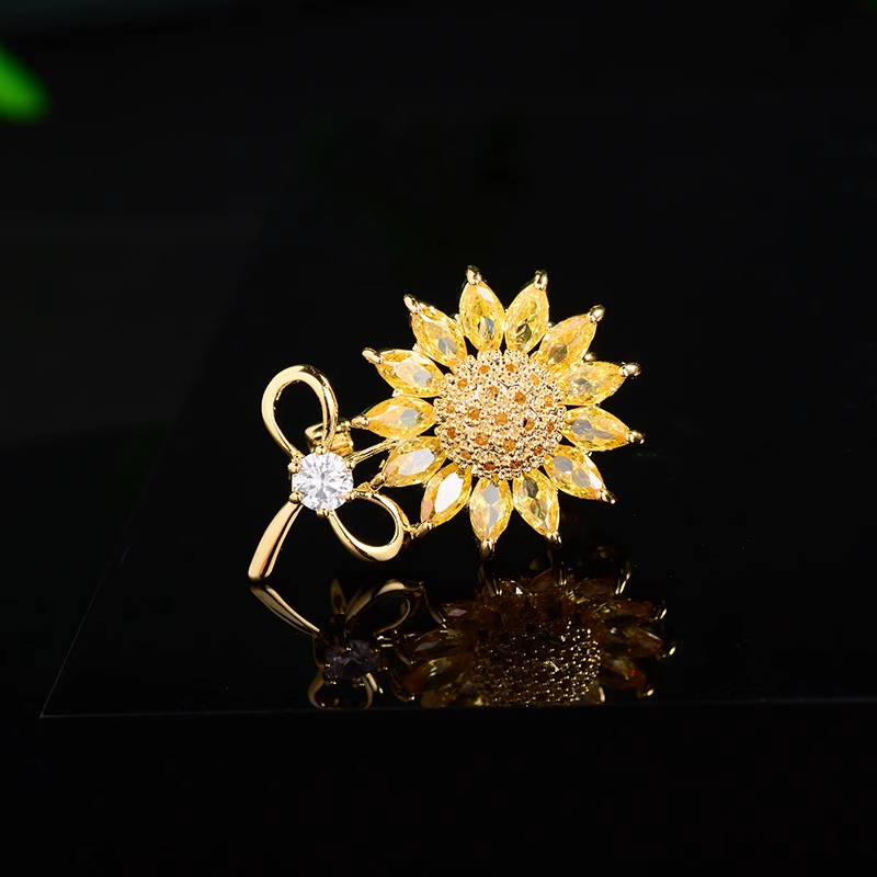Summer pastoral style, sunshine, small fresh sunflower brooch, high-end small yellow flower corsage