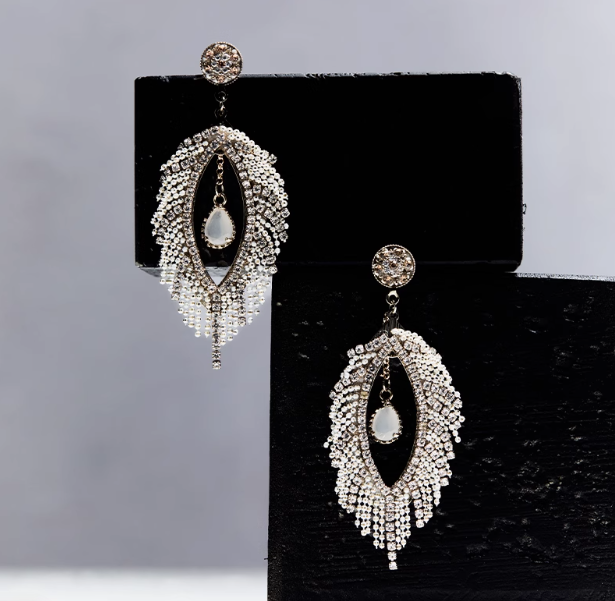 Europe and America White Rhinestone Zircon Chandelier Earrings Elegant Teardrop Dangle Drop Earrings for Women