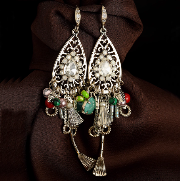 Retro ethnic style tassels bohemian earrings, 2025 new resort style light luxury high-end temperament earrings