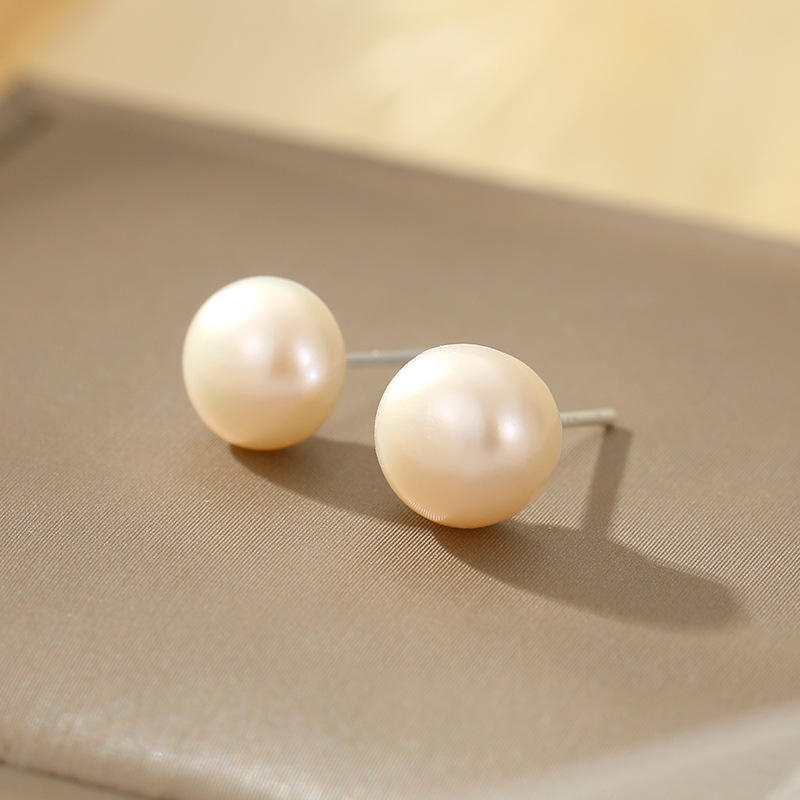 Temperament Simple Earrings Wholesale Different Sizes Custom Shell Pearl Charm Stud Earrings