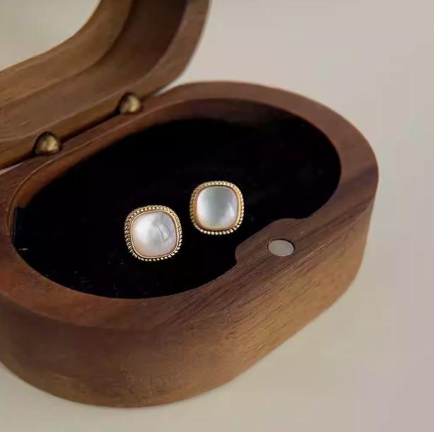 Gold Stud Vintage Earrings With Square Luxury Imitation Pearl Women Earrings Jewelry