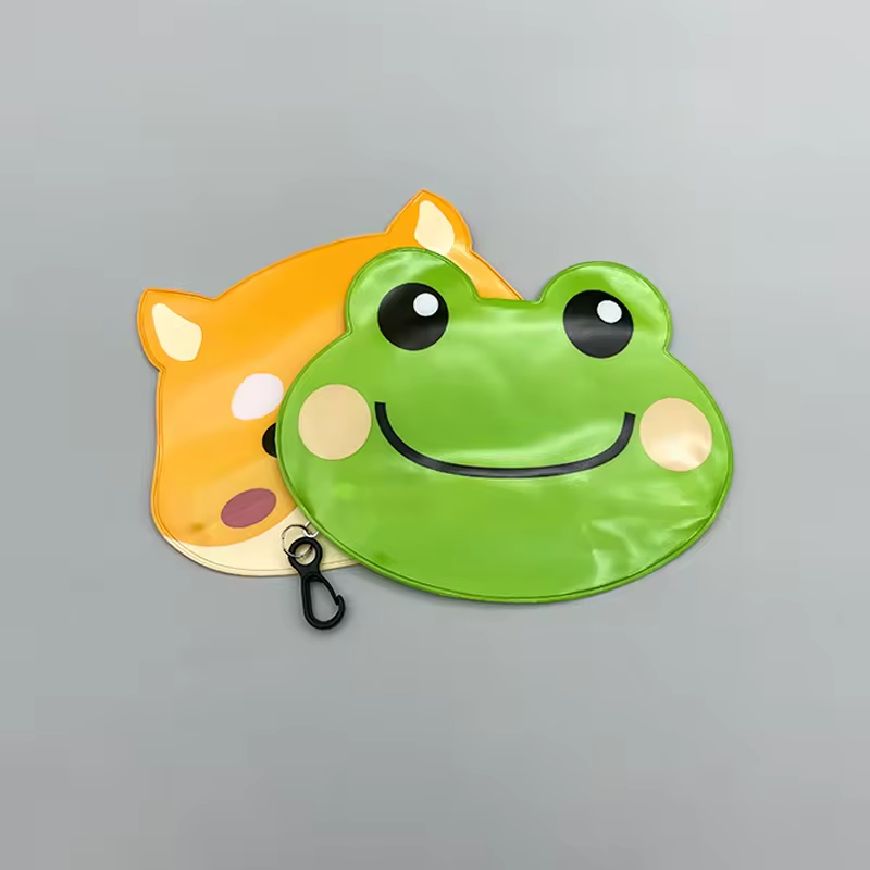 Customized Cute EVA Zipper Storage Bag for Baby Recycled Materials with Hooks for Convenient Walking Pouch Packaging