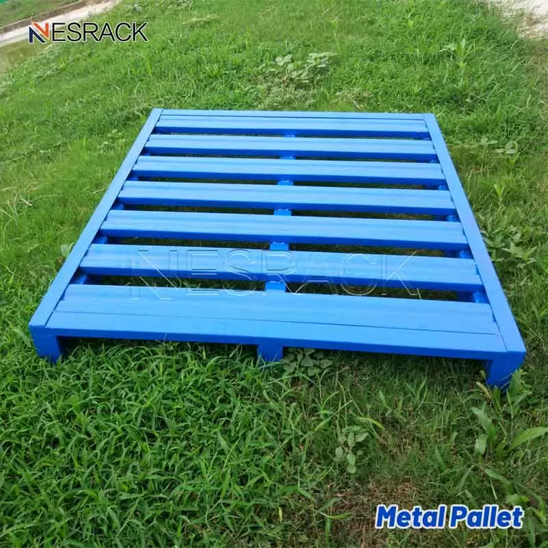 Paleta metálica
