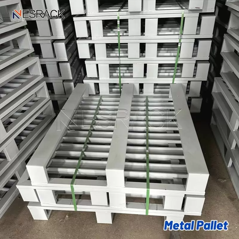Paleta metálica