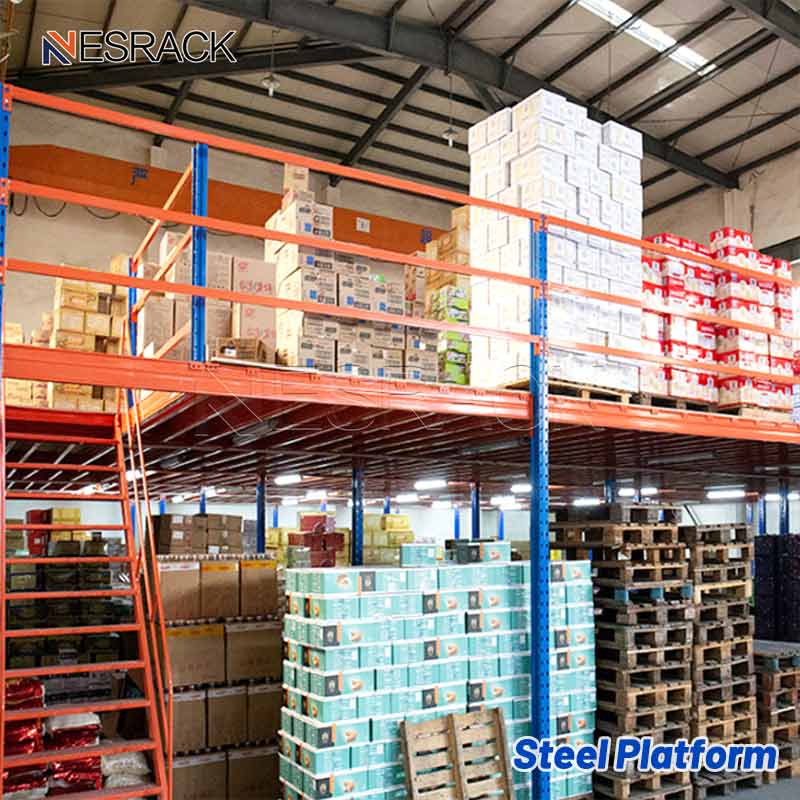 Entreplanta y plataforma de acero