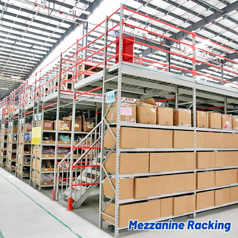 Estantería del desván