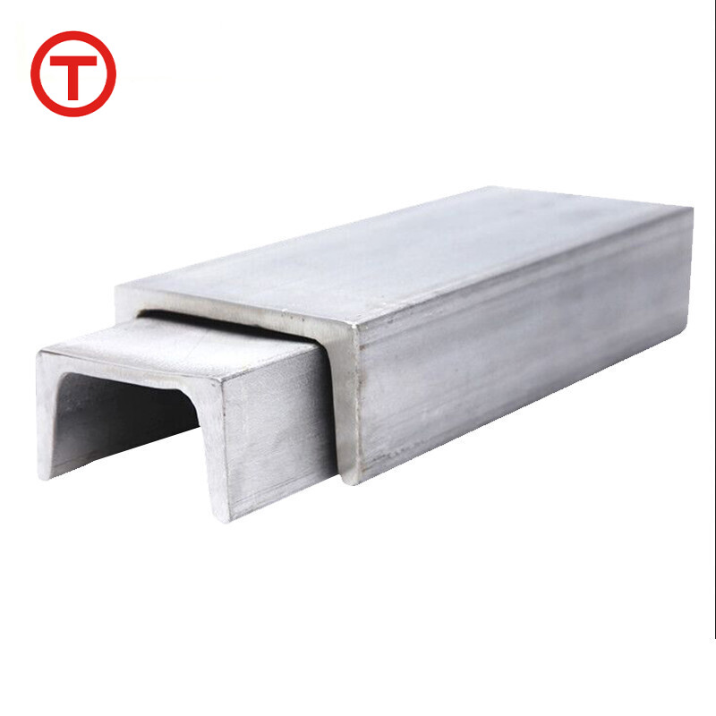 Стальной швеллер