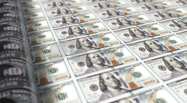 众汇官网：非农喜忧参半难撼美联储鹰派立场，金价技术面关注4000关键支撑